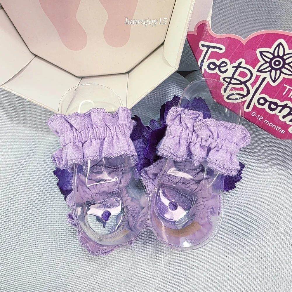 Toe Blooms toe blooms